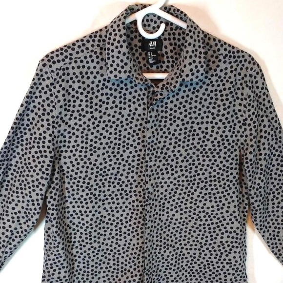H&M Other - FIRM $ - H&M Slim Fit Gray Shirt Medium M